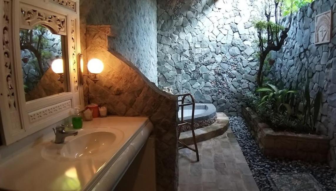 Rambutan Hotel Lovina Exterior foto